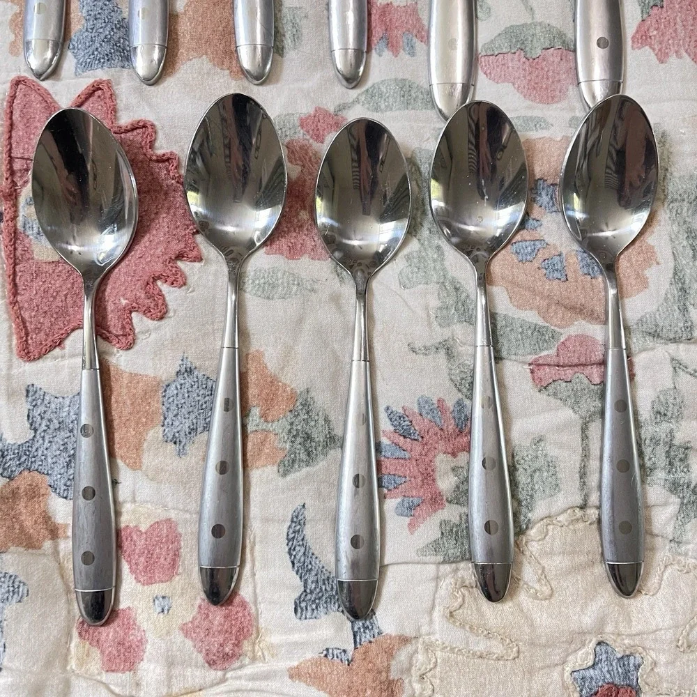 28 pc set Hampton Silversmiths LACOUPOLE Frosted Stainless flatware 7 Person Set